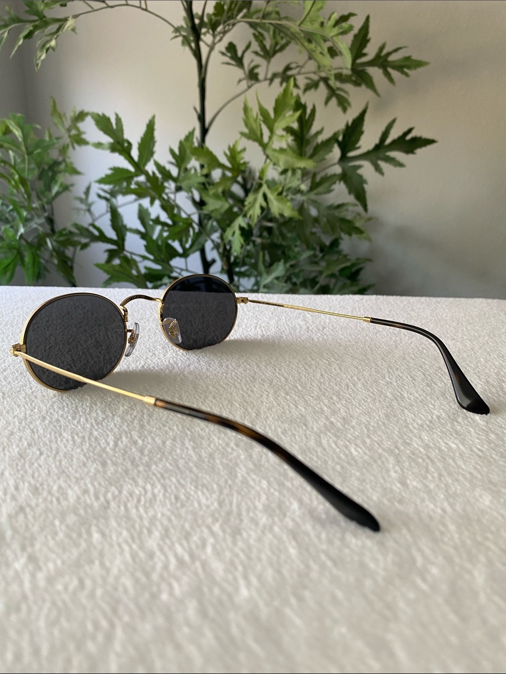 Ray-Ban Oval Flat Lenses Sunglasses | Unisex | RB3547N, Arista Gold/Dark Gray - Picture 6 of 15